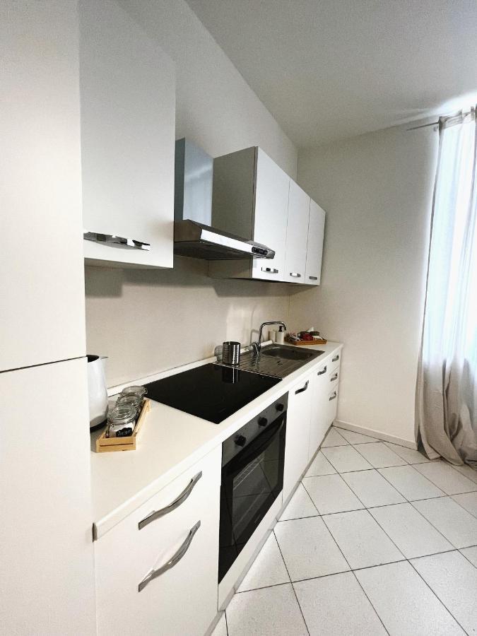 Daisy Homes #2 Монца Екстериор снимка